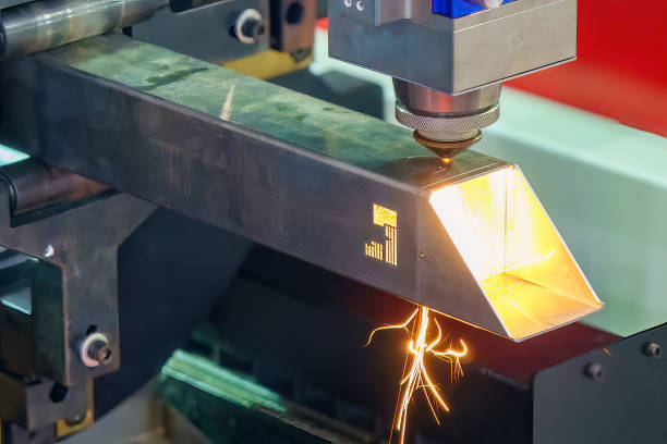 Cuándo Usar Corte Láser en Piezas Metálicas: Guía Práctica para Ingenieros