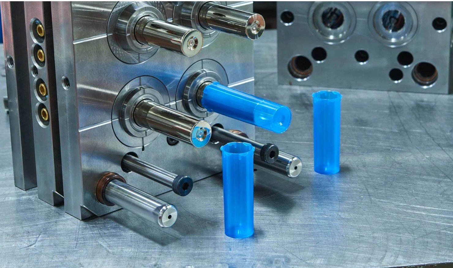 CNC manufacturing solutions